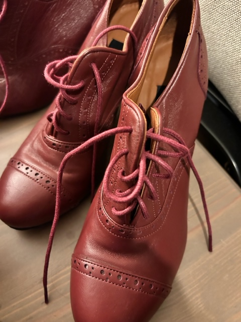 Pimoncita Practice Shoes (Available Sizes: 38, 40)